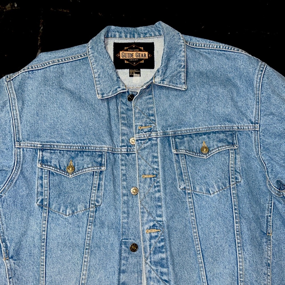 Denim truckers jacket